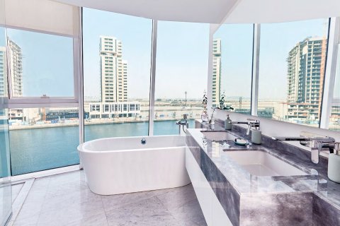 Kattohuoneisto Business Bay, Dubai, Arabiemiraatit 1 makuuhuone, 60 m2 № 678556 - kuva 10