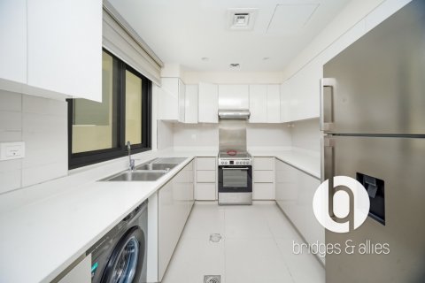 Vilë në Dubai Hills Estate, Emiratet e Bashkuara Arabe 3 dhoma gjumi, 209 m2. № 757921 - Foto 7