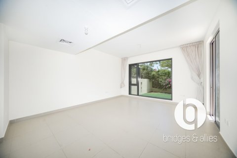 Vilë në Dubai Hills Estate, Emiratet e Bashkuara Arabe 3 dhoma gjumi, 209 m2. № 757921 - Foto 2