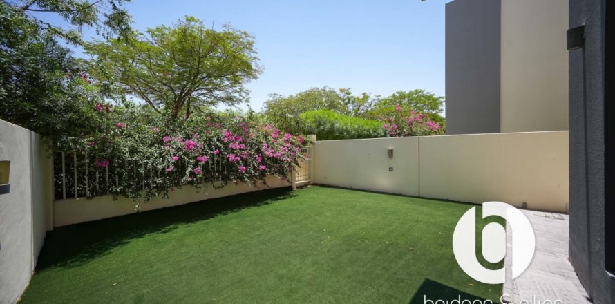 Vila u Dubai Hills Estate, UAE 209 m2, 3 spavaćih soba Br. 757921