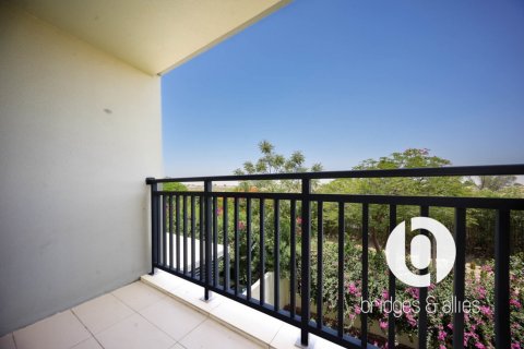 Vilë në Dubai Hills Estate, Emiratet e Bashkuara Arabe 3 dhoma gjumi, 209 m2. № 757921 - Foto 11