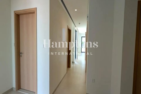 Villa til leie i Arabian Ranches 3, Dubai, Emiratene 4 soverom, 549.79995400 kvm Nr. 687909 - Foto 15