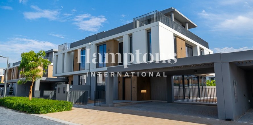 Vila u gradu Arabian Ranches 3, Dubai, UAE 5 spavaće sobe, 420.014 m2 Br. 687906