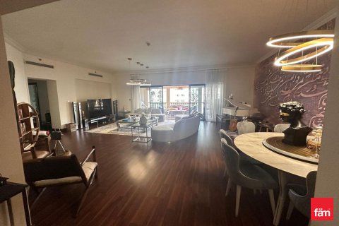 Apartament na sprzedaż w Palm Jumeirah, Dubai, ZEA 3 sypialnie, 309.2 mkw., nr 662363 - zdjęcie 2