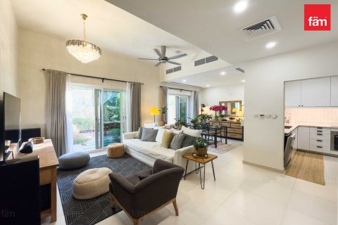 Dubai, संयुक्त अरब अमीरात में विला, 3 बेडरूम, 161.4 वर्ग मीटर, संख्या 662368 - फ़ोटो 1