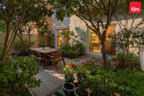 Dubai, संयुक्त अरब अमीरात में विला, 3 बेडरूम, 161.4 वर्ग मीटर, संख्या 662368 - फ़ोटो 21