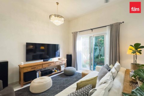 Dubai, संयुक्त अरब अमीरात में विला, 3 बेडरूम, 161.4 वर्ग मीटर, संख्या 662368 - फ़ोटो 2