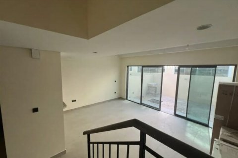 Kamienica na sprzedaż w Damac Lagoons, Dubai, ZEA 5 sypialnie, 220 mkw., nr 692731 - zdjęcie 5