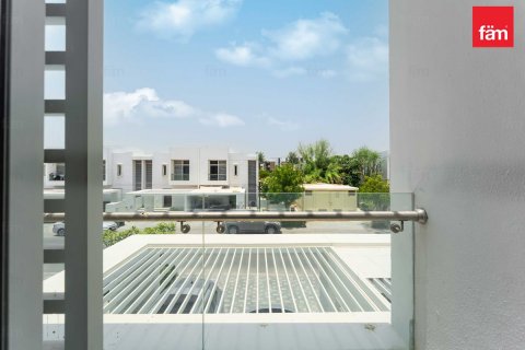 Řadový dům v Dubai, SAE 3 ložnice, 187.3 m² Č.: 622100 - fotografie 28