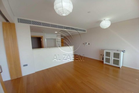 Apartment in Al Raha Beach, Abu Dhabi, UAE 1 bedroom, 81 sq.m. № 615939 - photo 2
