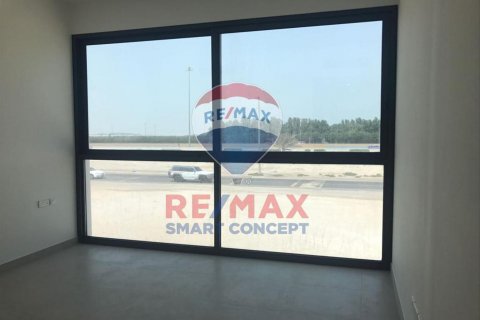 Müüa villa asukohaga Al Salam Street, Abu Dhabi, AÜE: 5 magamistoaga, 288.1 m² Nr 546156 - pilt 1