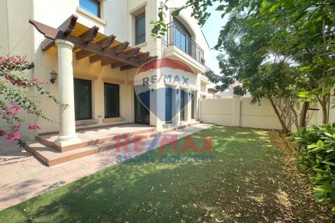 Vila v Al Salam Street, Abu Dhabi, SAE 3 ložnice, 209 m² Č.: 546157 - fotografie 1