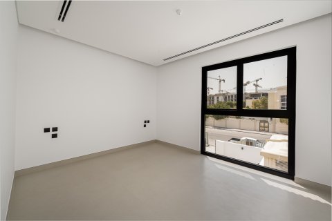 Villa para arrendamento em Umm Suqeim, Dubai, EAU 4 quartos, 1086.59 m2 № 750950 - foto 11