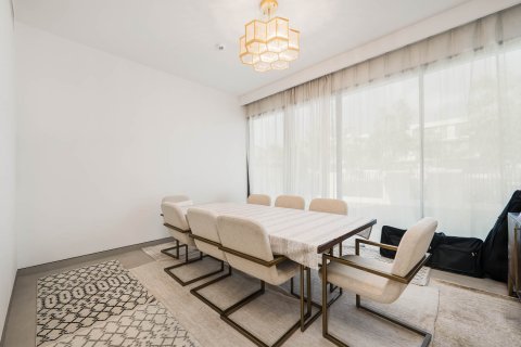 Villa in Tilal Al Ghaf, Dubai, UAE 4 bedrooms, 377.4 sq.m. № 750955 - photo 3