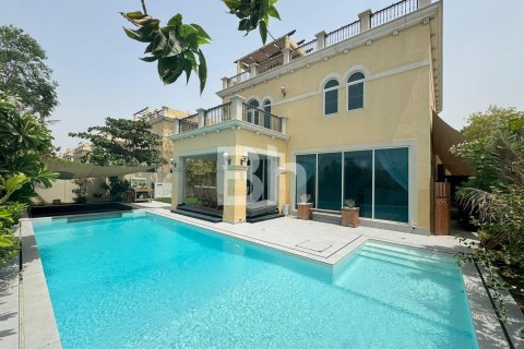 Villa asukohaga Jumeirah Park, Dubai, AÜE: 4 magamistoaga, 599.78 m² Nr 750951