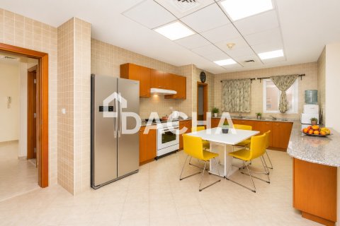 Appartement te koop in Motor City, Dubai, VAE 3 slaapkamers, 412 vr.m., nr 740579 - foto 9