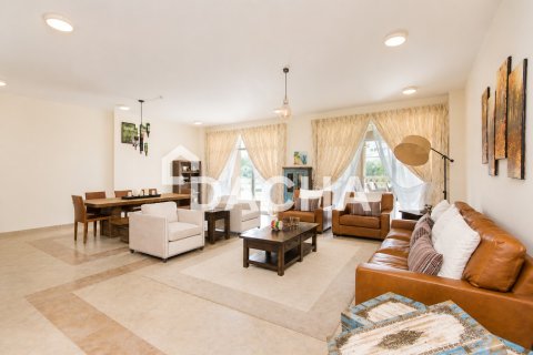 Appartement te koop in Motor City, Dubai, VAE 3 slaapkamers, 412 vr.m., nr 740579 - foto 8