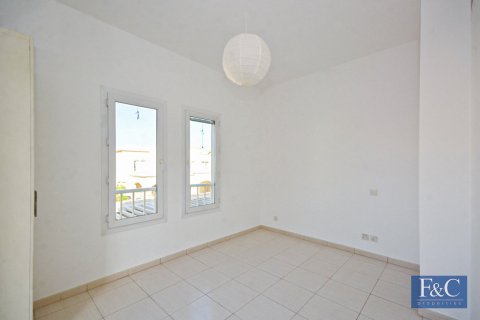 Városi lakóépület itt: The Springs, Dubai, EAE, 2 hálószoba, 263 m², azonosító: 704769 - fénykép 7