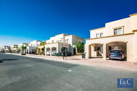 Városi lakóépület itt: The Springs, Dubai, EAE, 2 hálószoba, 263 m², azonosító: 704769 - fénykép 18