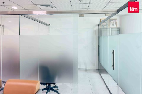 Office in Business Bay, Dubai, UAE 107.6 sq.m. № 648055 - photo 9