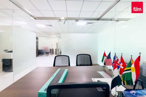 Office in Business Bay, Dubai, UAE 107.6 sq.m. № 648055 - photo 12