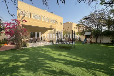Villa zur Miete in Meadows, Dubai, VAE 3 Schlafzimmer, 310.76053500 m2 Nr. 651542 - Foto 2