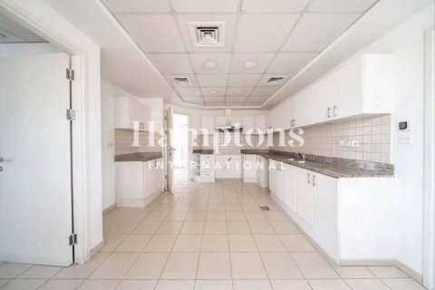 Villa zur Miete in Meadows, Dubai, VAE 3 Schlafzimmer, 310.76053500 m2 Nr. 651542 - Foto 10