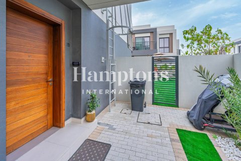 Kaupunkipientalo Dubai South (Dubai World Central), Arabiemiraatit 4 makuuhuonetta, 227.51015670 m2 № 651545 - kuva 7