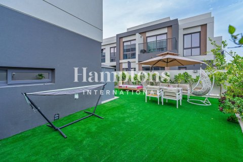 Kaupunkipientalo Dubai South (Dubai World Central), Arabiemiraatit 4 makuuhuonetta, 227.51015670 m2 № 651545 - kuva 6