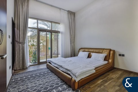 Vila v Al Furjan, Dubai, SAE 5 spální, 600 m2 č. 667134 - Fotografia 12