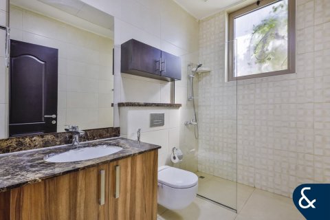 Vila v Al Furjan, Dubai, SAE 5 spální, 600 m2 č. 667134 - Fotografia 24