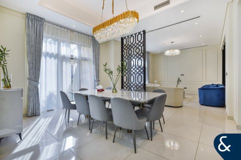 Vila v Al Furjan, Dubai, SAE 5 spální, 600 m2 č. 667134 - Fotografia 7