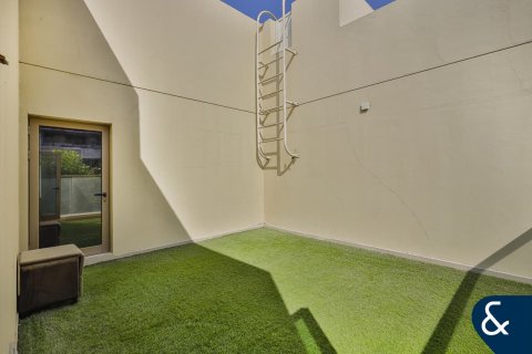 Vila v Al Furjan, Dubai, SAE 5 spální, 600 m2 č. 667134 - Fotografia 27