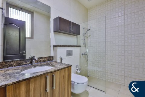 Vila v Al Furjan, Dubai, SAE 5 spální, 600 m2 č. 667134 - Fotografia 13