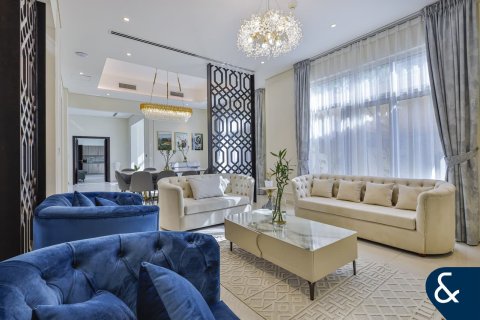 Vila v Al Furjan, Dubai, SAE 5 spální, 600 m2 č. 667134 - Fotografia 1