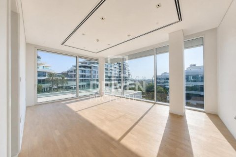 Apartmán v Al Barari, Dubai, SAE 2 spálne, 372.08 m2 č. 755791 - Fotografia 9