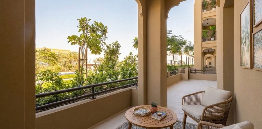 Apartament în Umm Suqeim, Dubai, EAU 2 dormitoare, 133.9 mp.  №726238