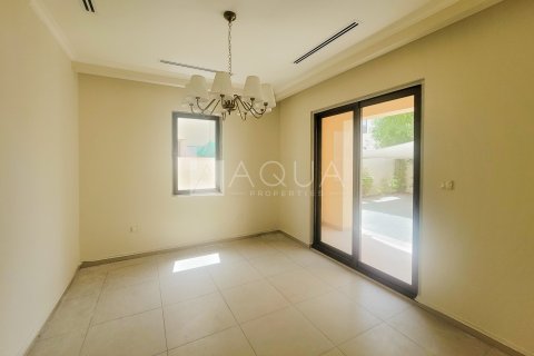 Vila v Arabian Ranches 2, Dubai, SAE 5 ložnice, 360.4 m² Č.: 613888 - fotografie 5