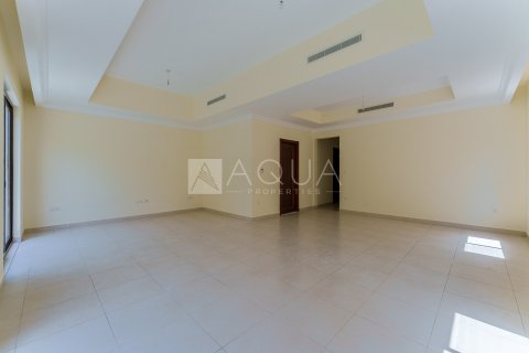Vila v Arabian Ranches 2, Dubai, SAE 3 ložnice, 297 m² Č.: 613891 - fotografie 3