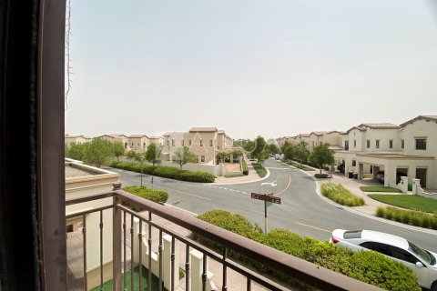 Villa in Arabian Ranches 2, Dubai, UAE 6 bedrooms, 543.3 sq.m. № 613889 - photo 1