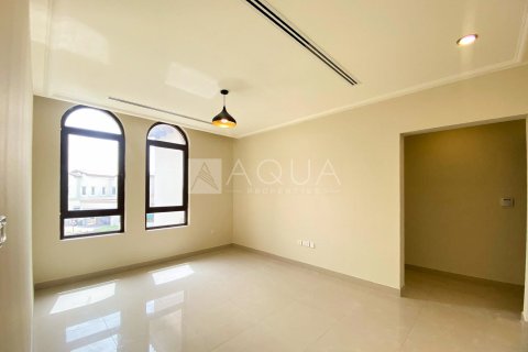 Villa in Arabian Ranches 2, Dubai, UAE 6 bedrooms, 543.3 sq.m. № 613889 - photo 7