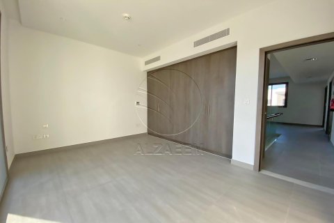 Shtëpi në qytet në Yas Island, Abu Dhabi, Emiratet e Bashkuara Arabe 3 dhoma gjumi, 390 m2. № 615373 - Foto 8