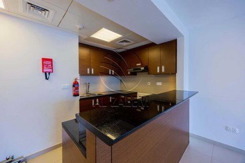 Apartment in Al Reem Island, Abu Dhabi, UAE 2 bedrooms, 136 sq.m. № 615371 - photo 4