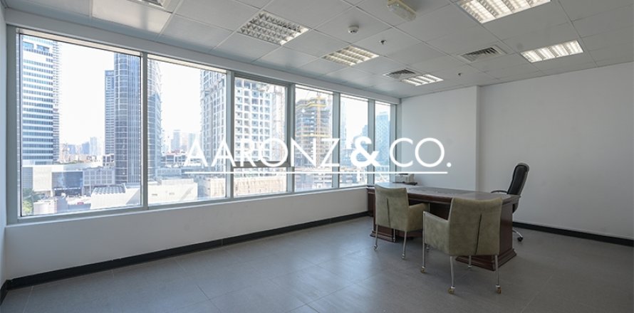 Büroraum in Business Bay, Dubai, VAE: 149 m2 Nr. 677169