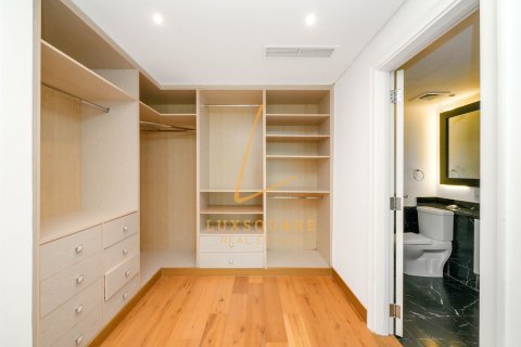 Apartamento en alquiler en The Views, Dubai, EAU 2 dormitorios, 132 m2 № 677173 - foto 18