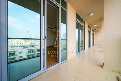 Apartamento en alquiler en The Views, Dubai, EAU 2 dormitorios, 132 m2 № 677173 - foto 22