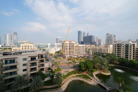 Apartamento en alquiler en The Views, Dubai, EAU 2 dormitorios, 132 m2 № 677173 - foto 26