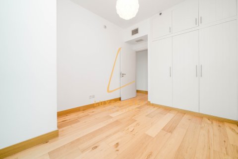 Apartamento en alquiler en The Views, Dubai, EAU 2 dormitorios, 132 m2 № 677173 - foto 12