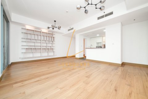 Apartamento en alquiler en The Views, Dubai, EAU 2 dormitorios, 132 m2 № 677173 - foto 2