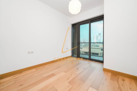 Apartamento en alquiler en The Views, Dubai, EAU 2 dormitorios, 132 m2 № 677173 - foto 11